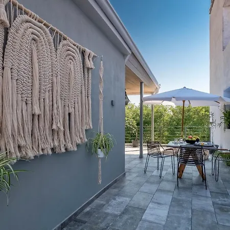 Apartment Macrame